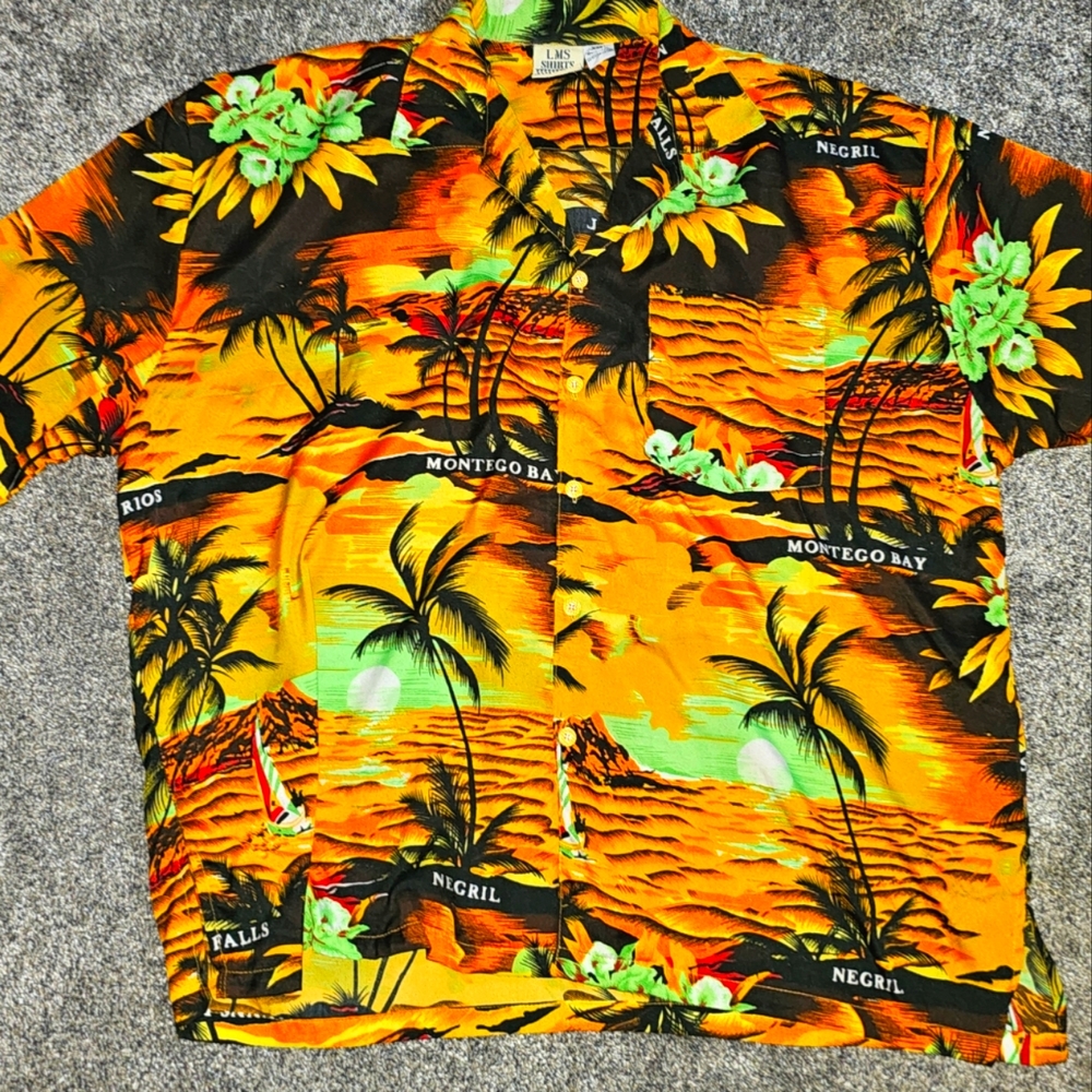 Light weight Hawaiian Shirt